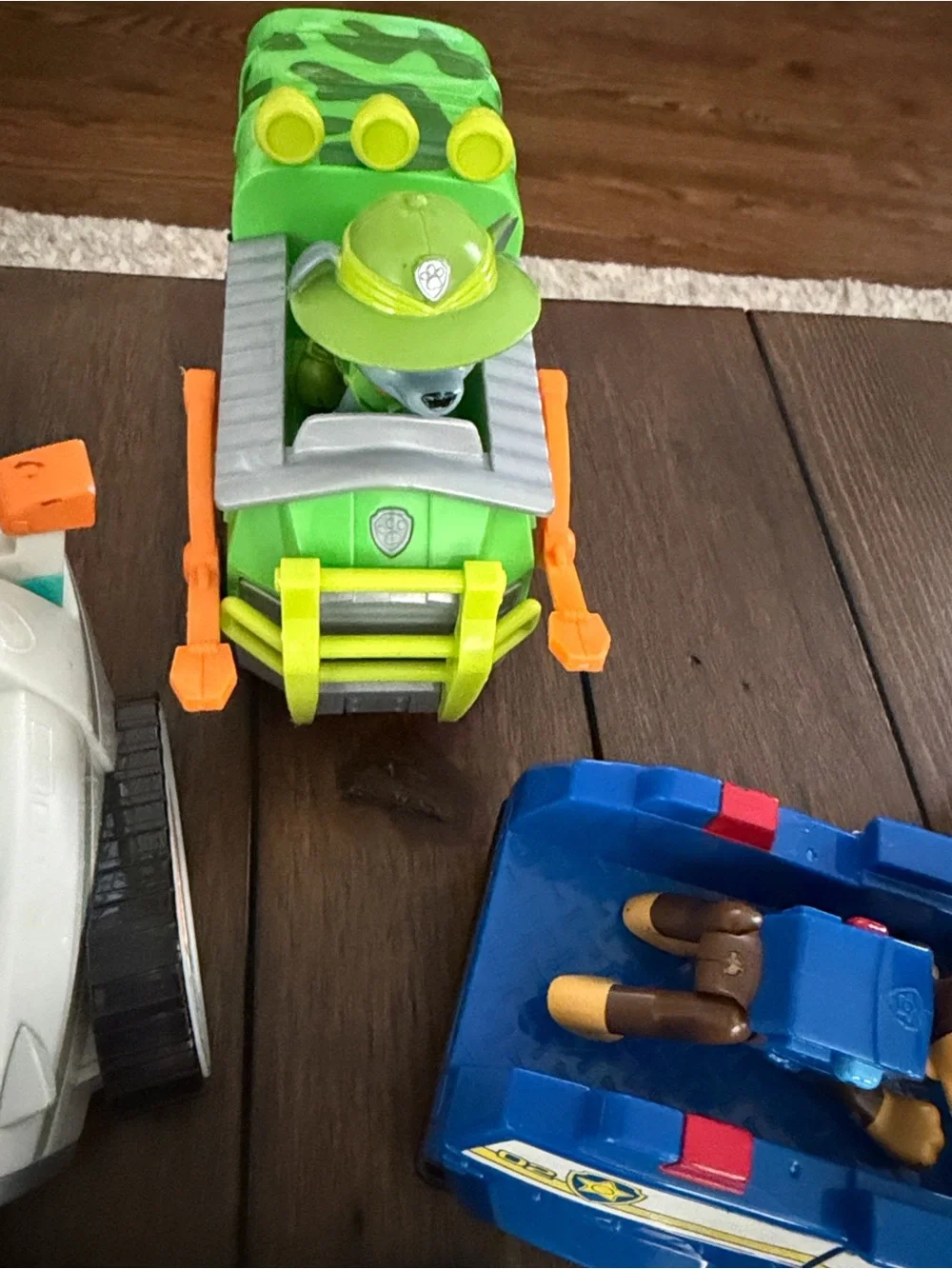 Paw Patrol Character Vehicle Lot in Blue, Red, Yellow, Green, Pink, White